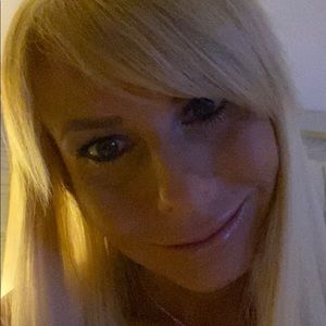 Meet your Posher, Suzanne